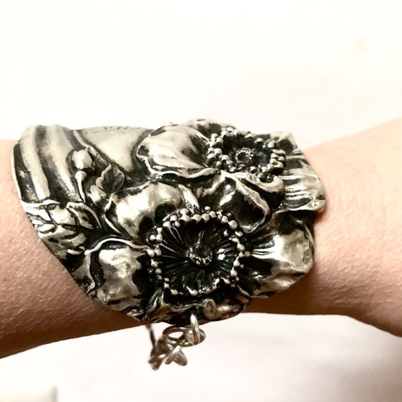 Floral Sterling Silver 925 Wide Cuff Bracelet Victorian Art Nouveau - Picture 3 of 7